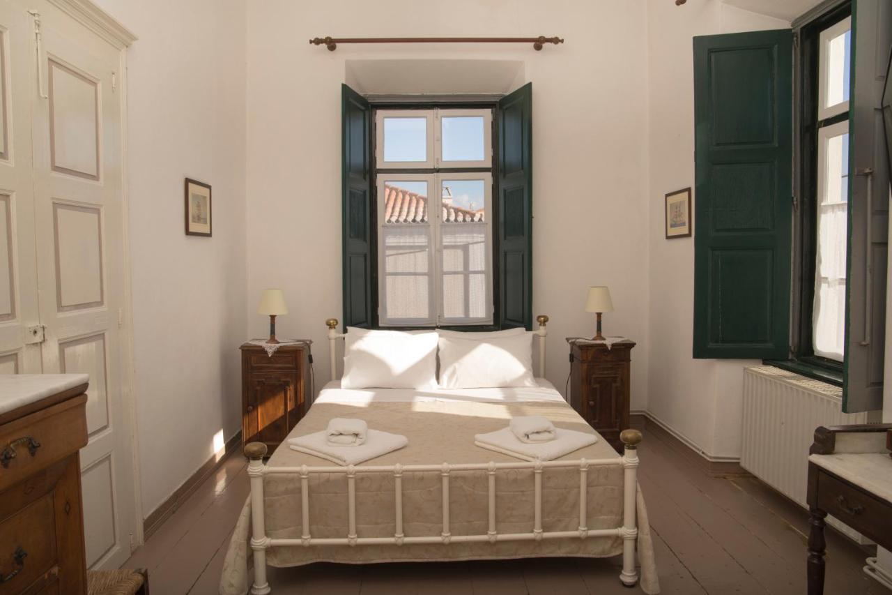 1861 Mansion Spetses Villa Kültér fotó