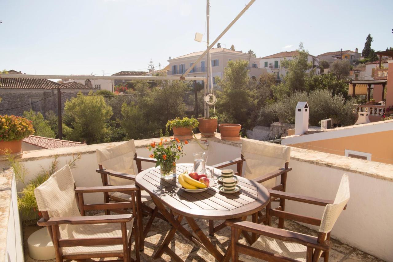 1861 Mansion Spetses Villa Kültér fotó